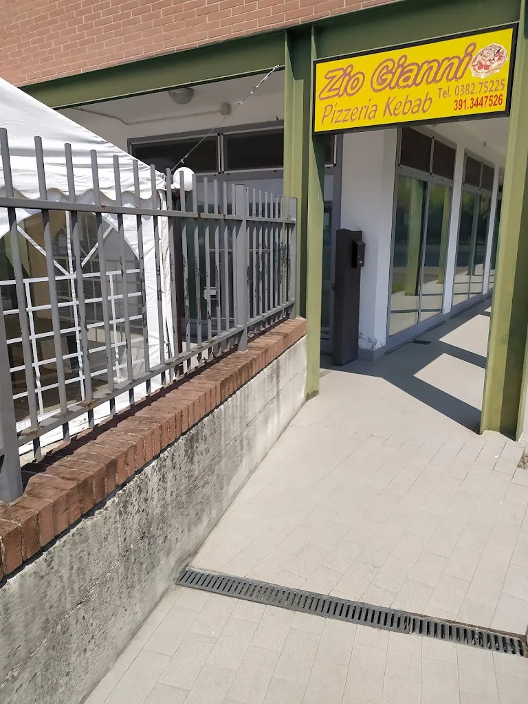 mattia capelletti_Zio Gianni 2_Miradolo Terme_review