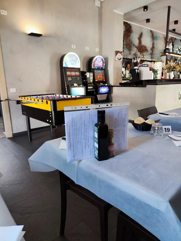 Lei & Lui Trattoria con Bar_Misinto_slider_image_1