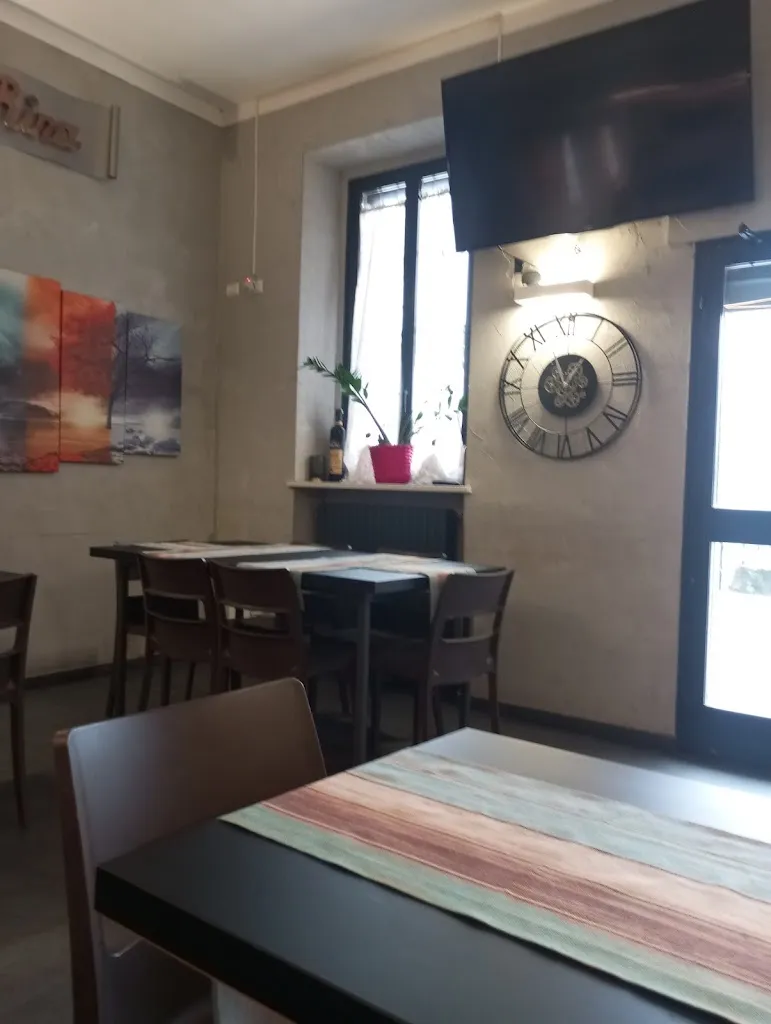 Lei & Lui Trattoria con Bar_Misinto_slider_image_3