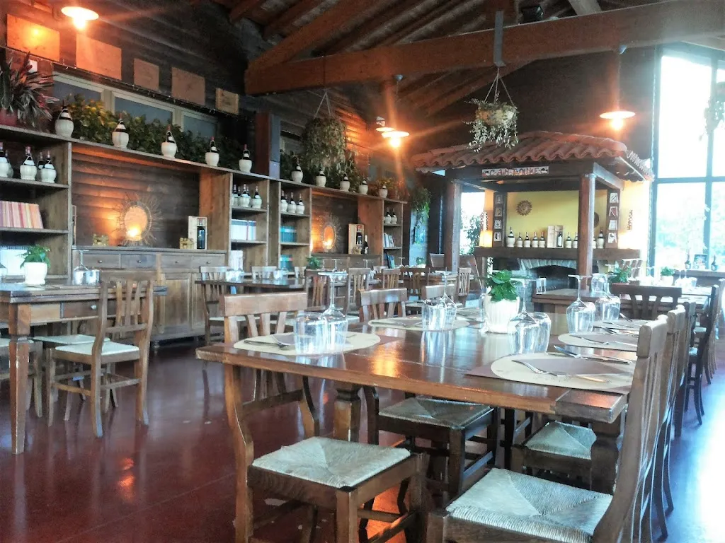 Taverna Pane & Vino - Moggio  restaurant in Moggio