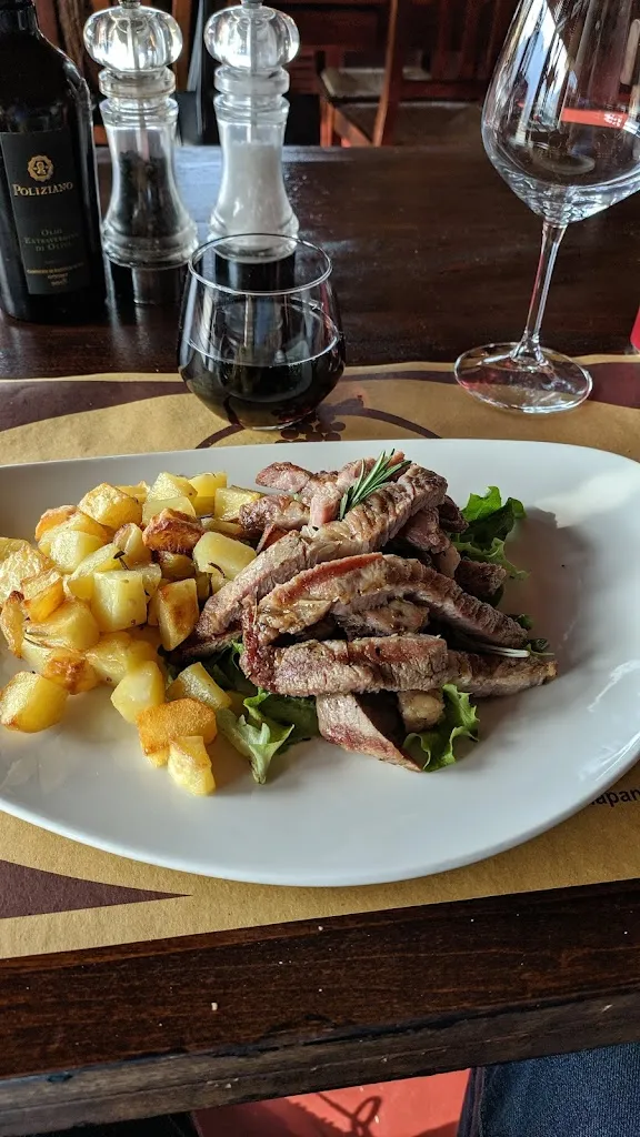 Taverna Pane & Vino - Moggio _Moggio_slider_image_2