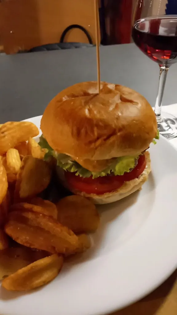 TJB BurgerJoint | Missaglia_Missaglia_slider_image_2