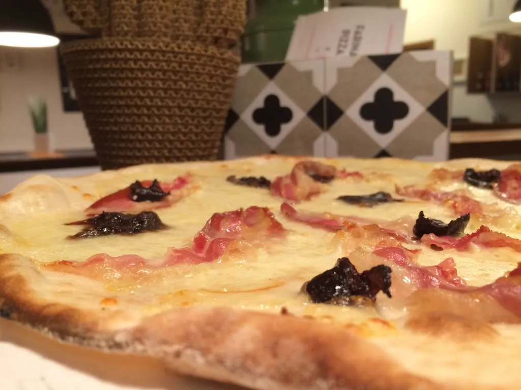 Farina Trentatré Missaglia_Missaglia_slider_image_2