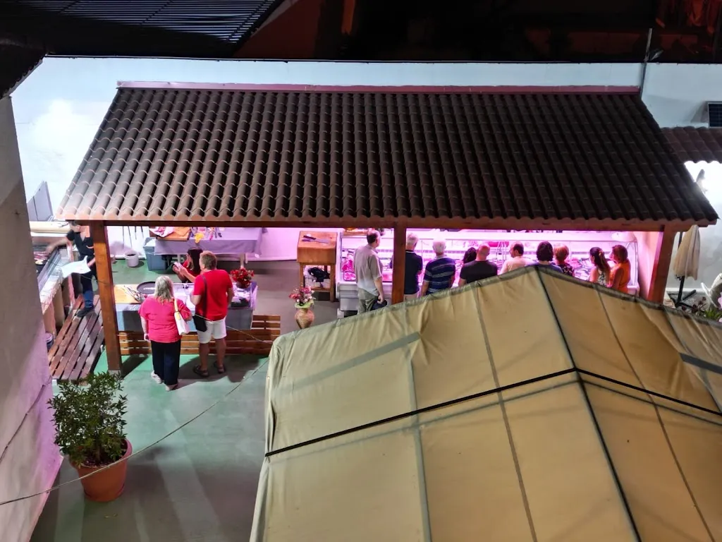 BRACERIA DIMITRI - CARNE ALLA BRACE restaurant à Avetrana