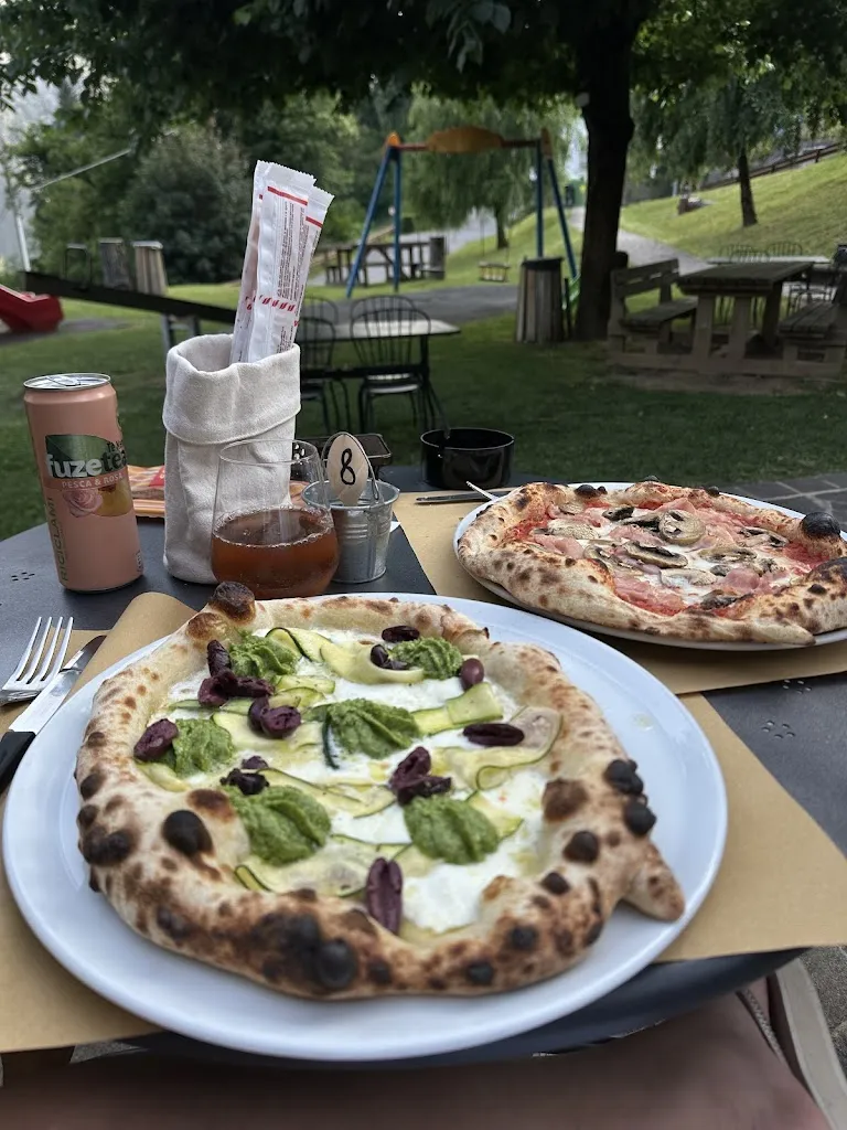 brahimi sephora_Trattoria Pizzeria La Mela_Moio de' Calvi_recensione