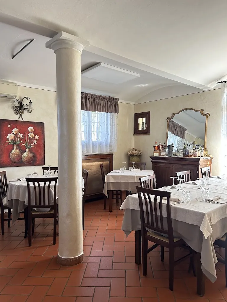 Osteria Loghino Giacinto_Moglia_slider_image_1