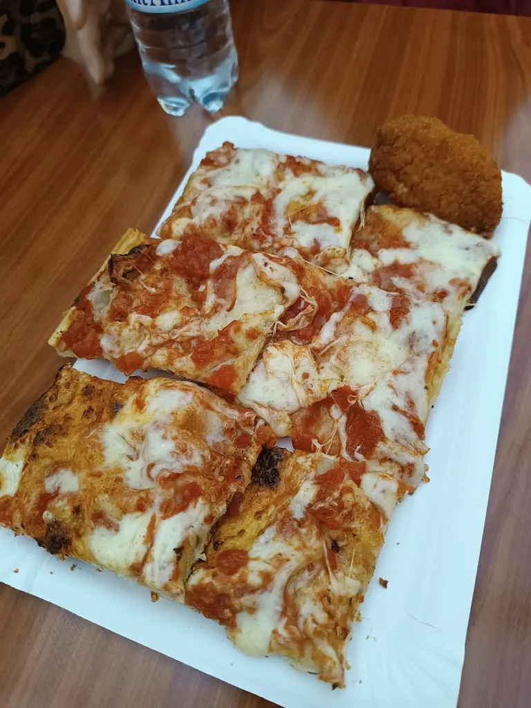 Robs Antonini_Alice Pizza_Molinetto_review