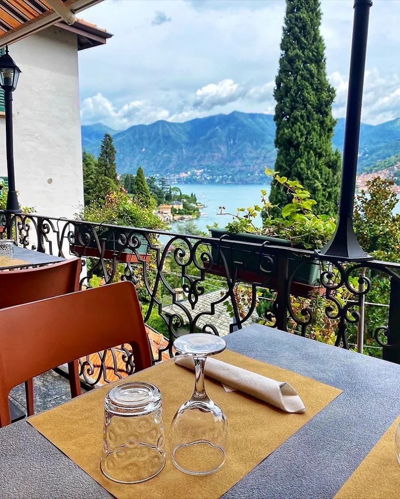 Crotto Valdurino restaurant in Moltrasio