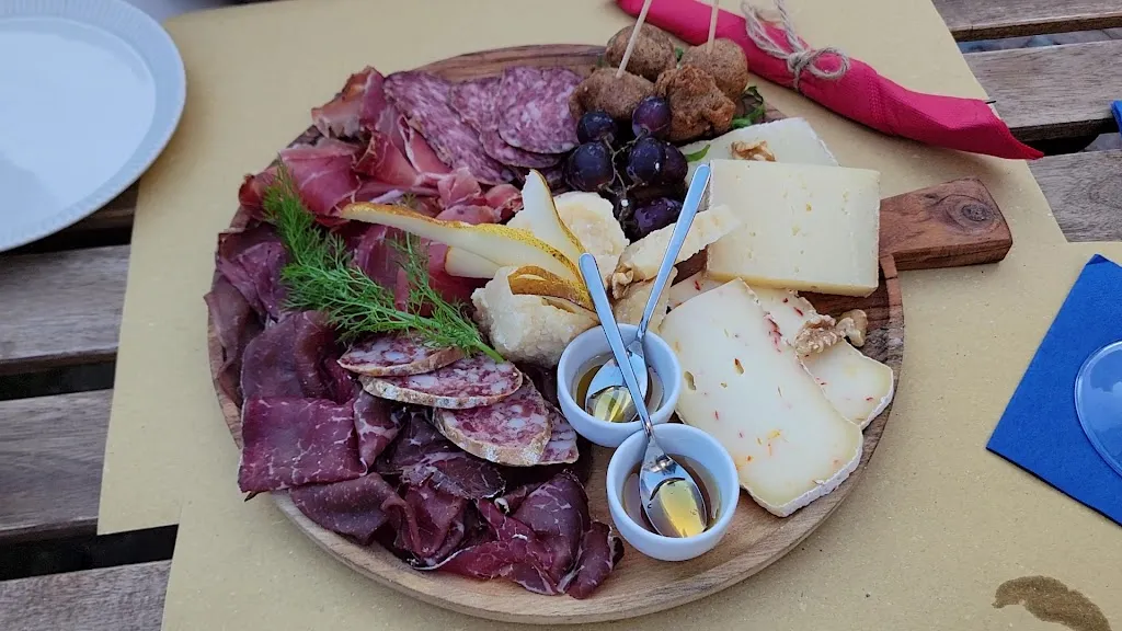 BAR AL CENTRALE Cantina e Cucina_Moltrasio_slider_image_2