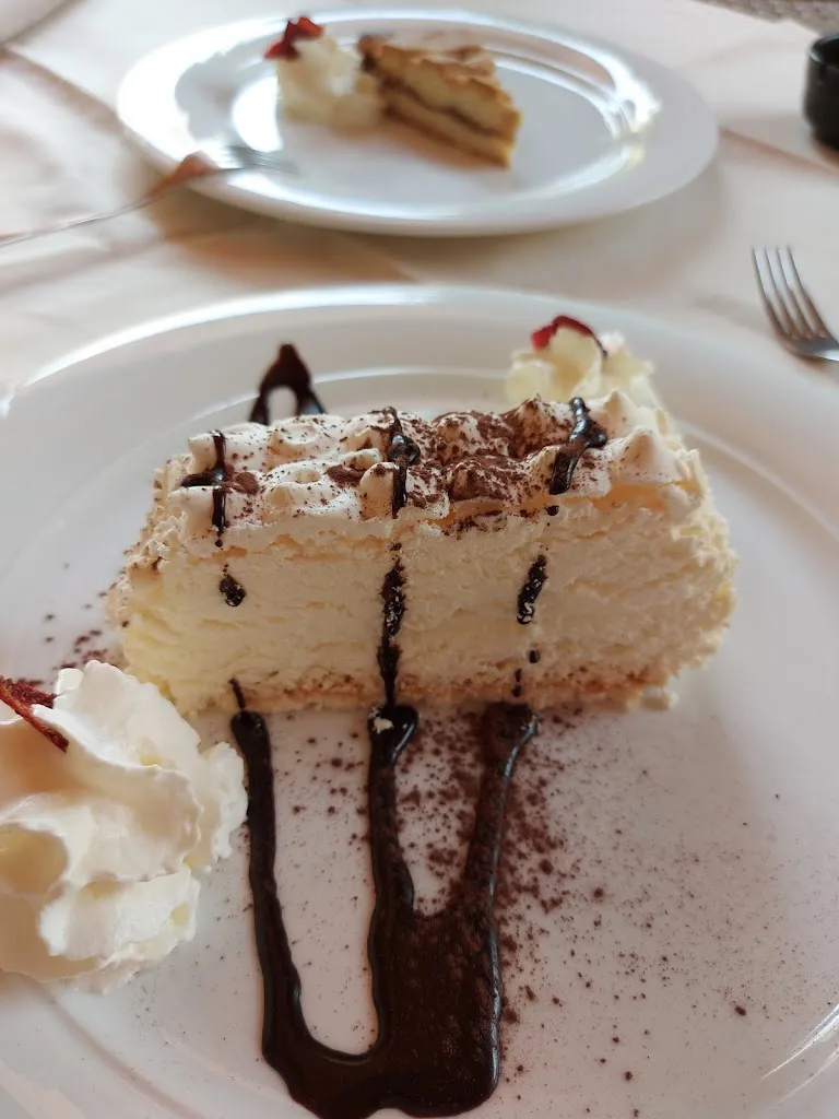 Menu_Castello 977 Restaurant Pizza e Wedding_Monasterolo del Castello_image_9