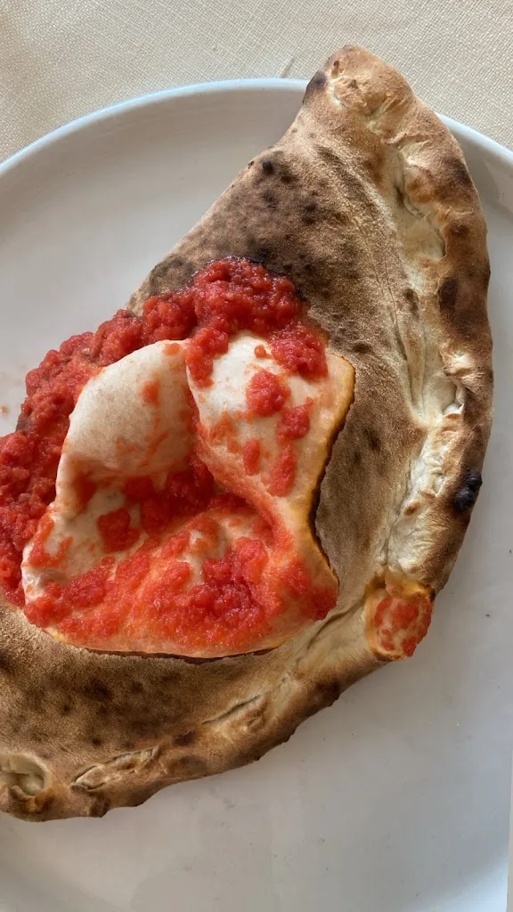 Silvia Fortunato_Castello 977 Restaurant Pizza e Wedding_Monasterolo del Castello_review