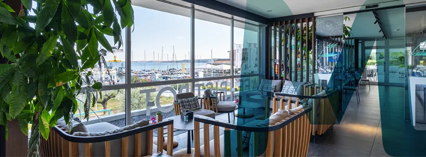 Marina Food & Drinks restaurant in Moniga del Garda