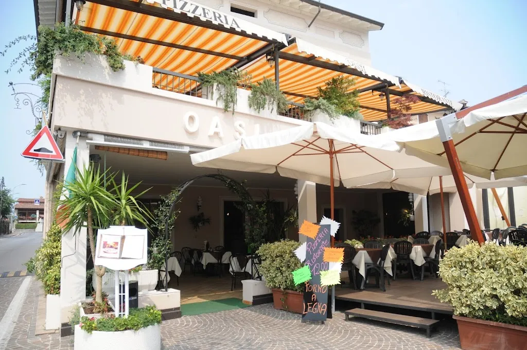 Pizzeria Ristorante Oasi restaurant in Moniga del Garda