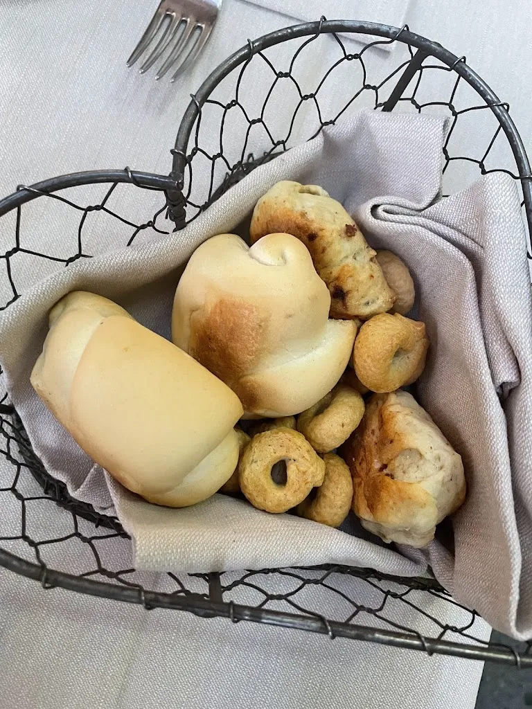 Lucie Simonutti_La Montanara_Montanara_review