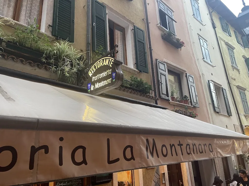 Ristorante trattorietta la Montanara_Montanara_slider_image_1