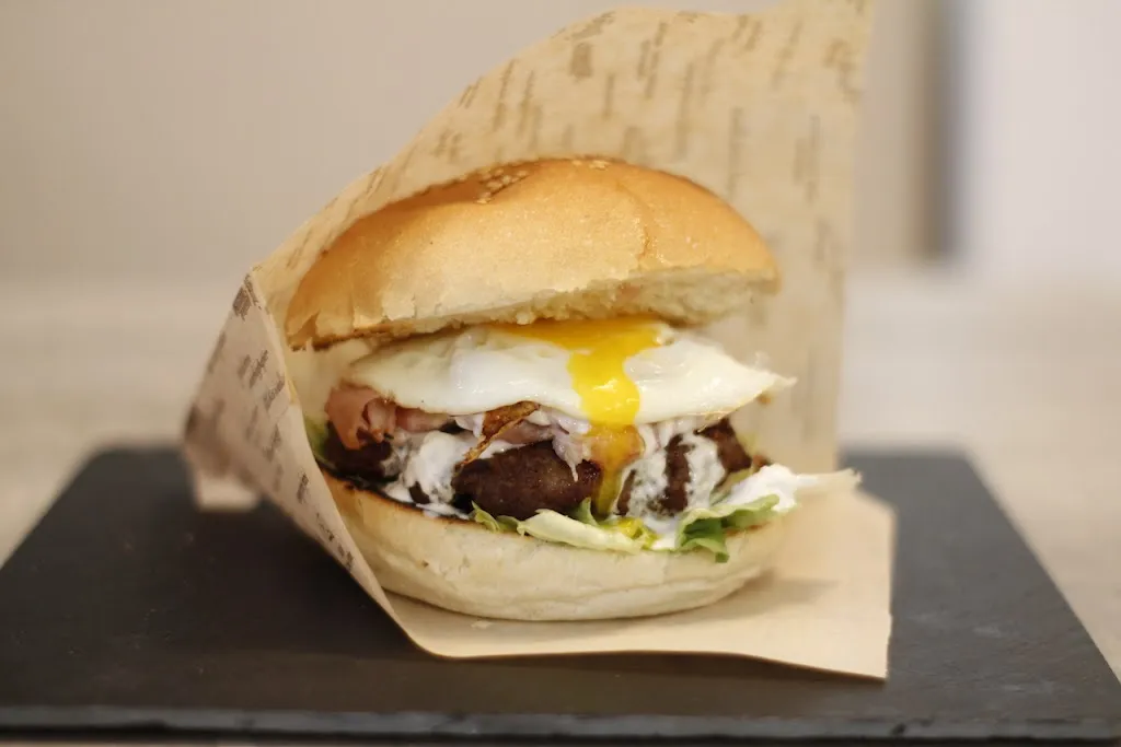 B-Street_Bitritto_slider_image_2