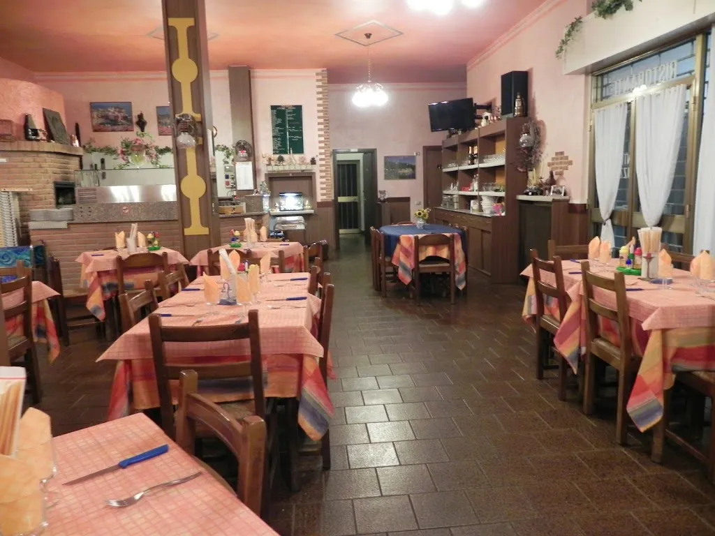 Bar Ristorante Pizzeria Edicola Patrunzi' restaurant in Monte Marenzo