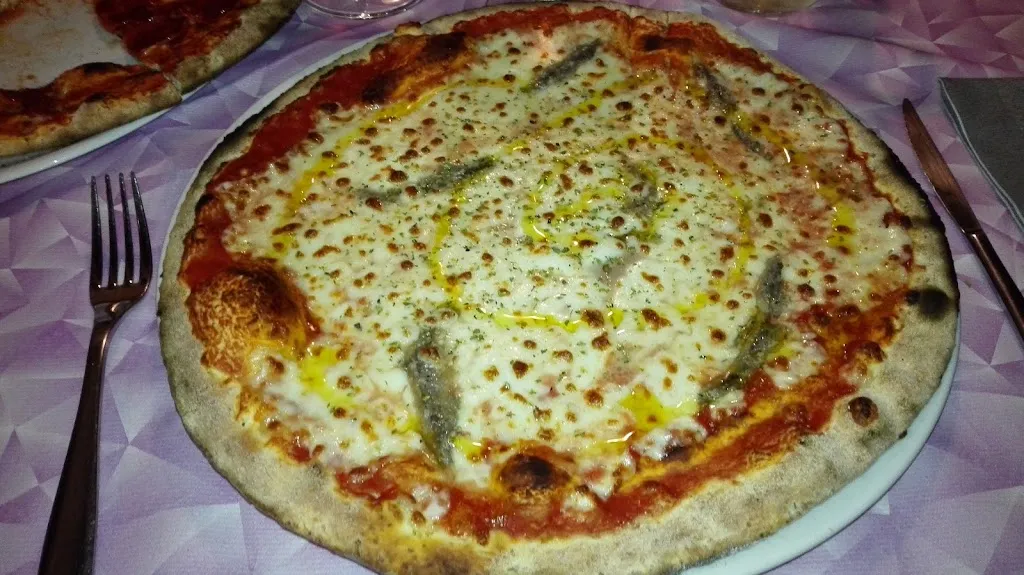 Pizzeria Anteo_Monte Marenzo_slider_image_2