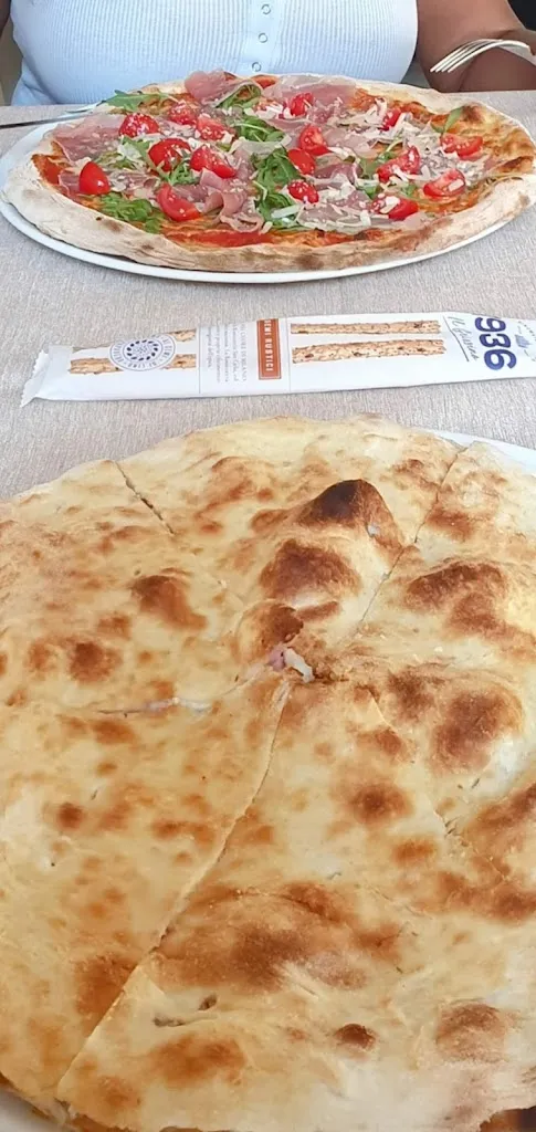 Ana Iris Ricciardi-Lorenzo_IL VECCHIO CAMPEGINO_Montegrino Valtravaglia_recensione