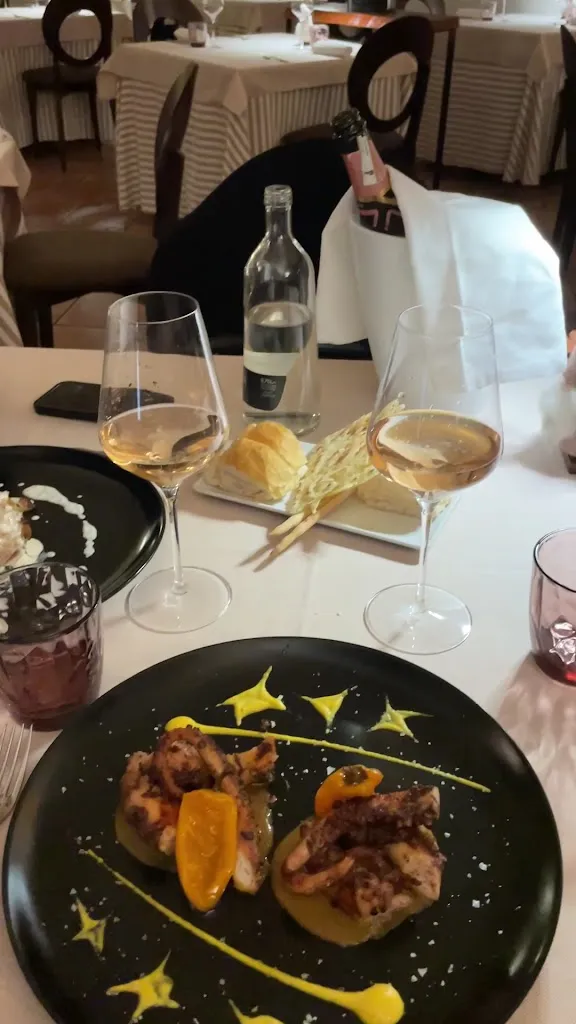 Hostaria Uva Rara_Monticelli Brusati_slider_image_2