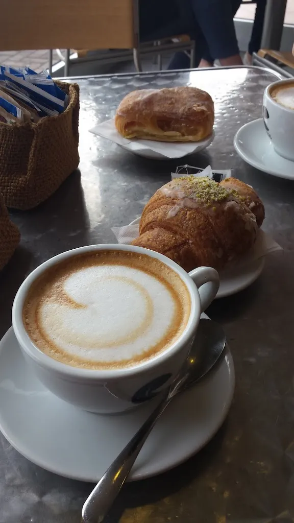 Cheers Monticello_Monticello Brianza_slider_image_2