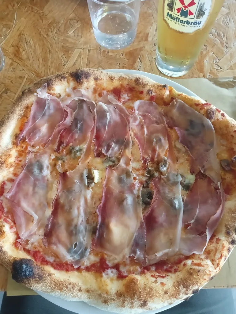 Mario Massoletti_Naviglio Pizzeria Gelateria_Montirone_review