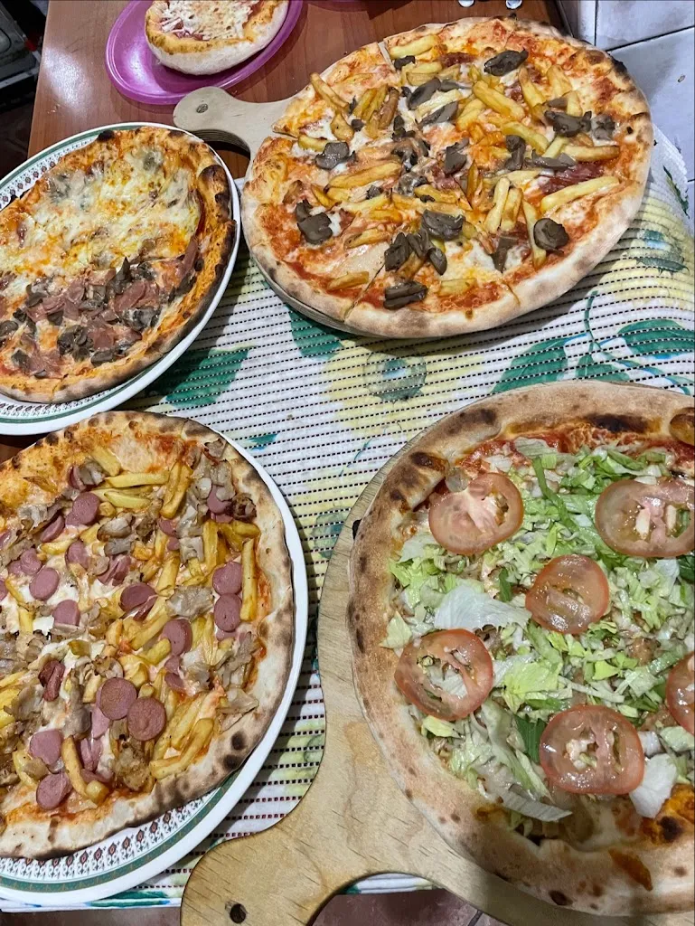 Merna Mohamed_Pizzeria Stella_Montirone_recensione