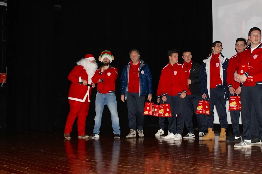 Oratorio Di Montirone restaurant in Montirone