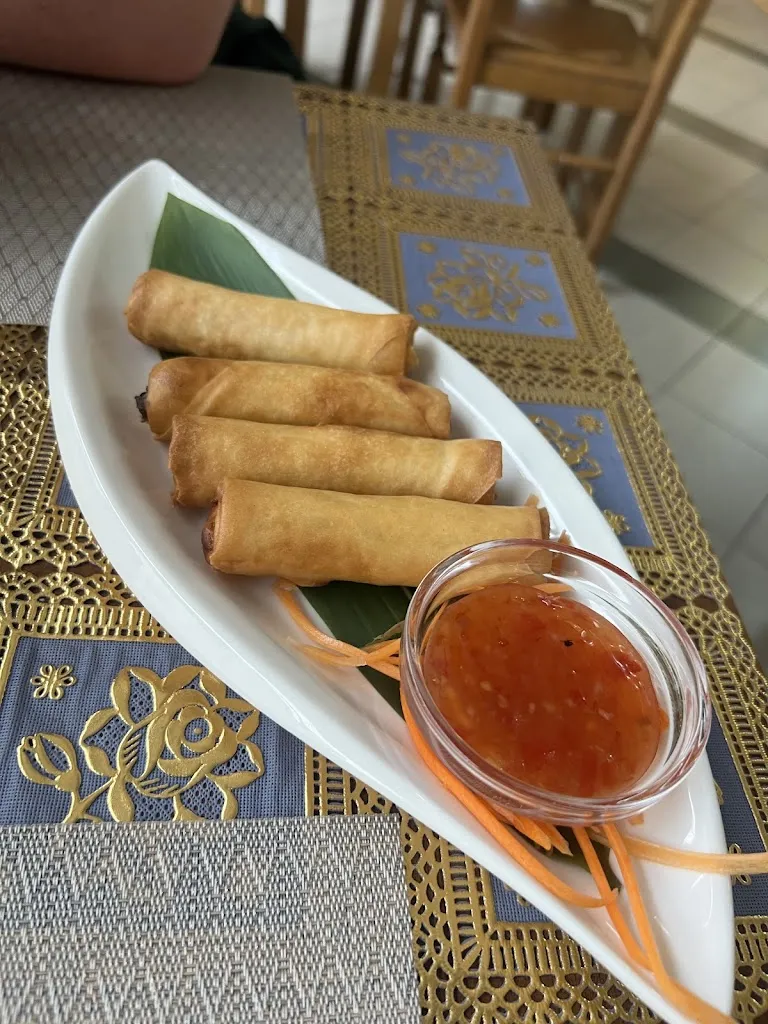 Lyza Aguilar_Mamakoy - Thai food and Italian food Restaurant in Como_Montorfano_review
