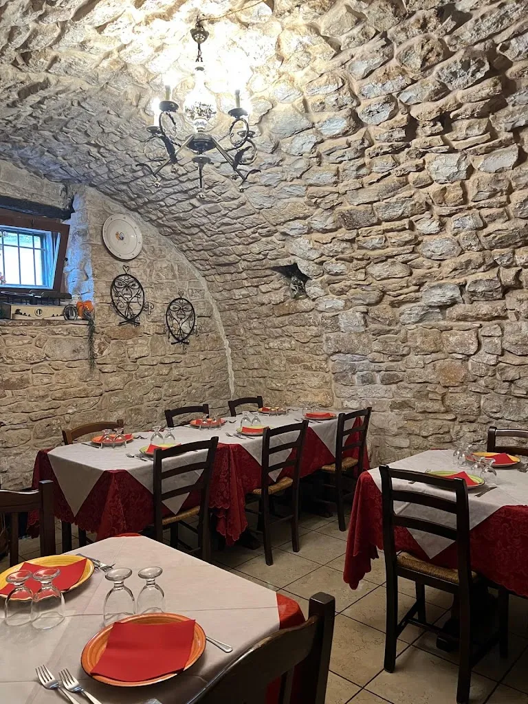 Osteria Lo Sfizio restaurant in Bitritto