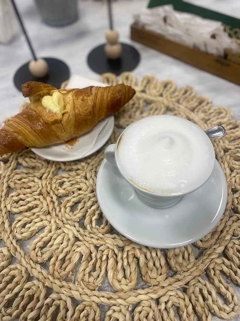 Menu_AMI Cafè_Monvalle_immagine_1