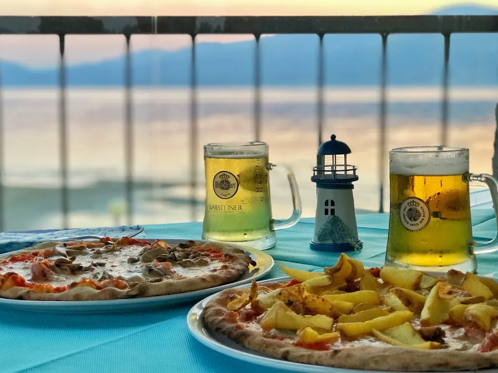 Ristorante Pizzeria Il Faro_Monvalle_slider_image_2