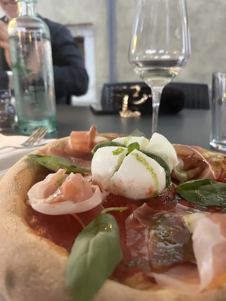 Pizzeria Ristorante Resalè_Monzambano_slider_image_3