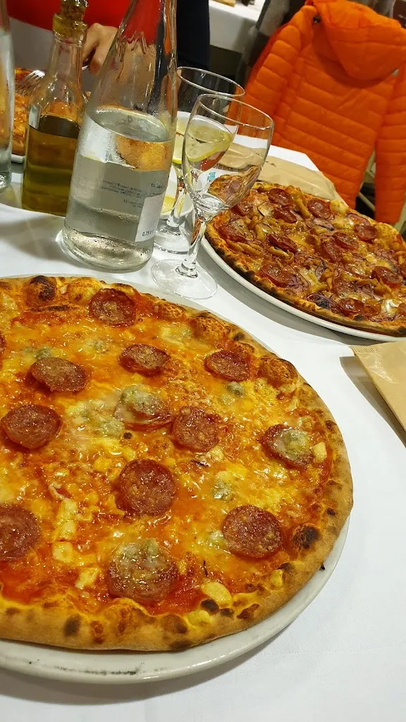 Veneto Travel Agency_Pizzeria Ristorante Il Giglio_Monzambano_recensione