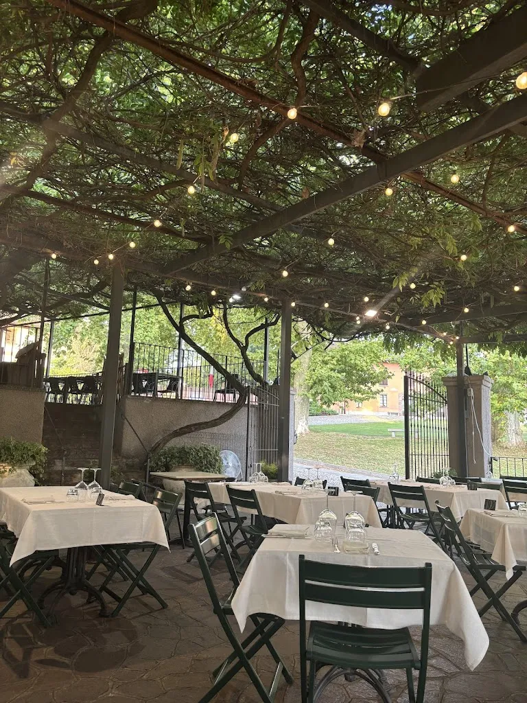 Trattoria San Bernardo restaurant in Morimondo