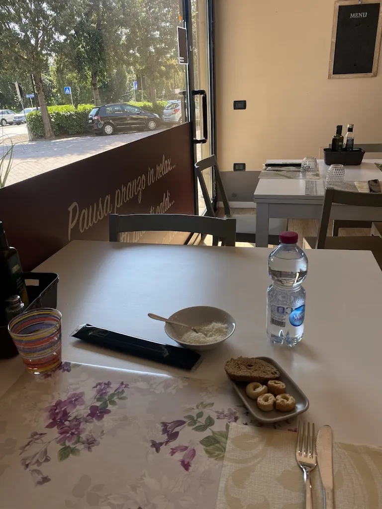 Paolo Viscardi_La Dispensa_Montichiari_review