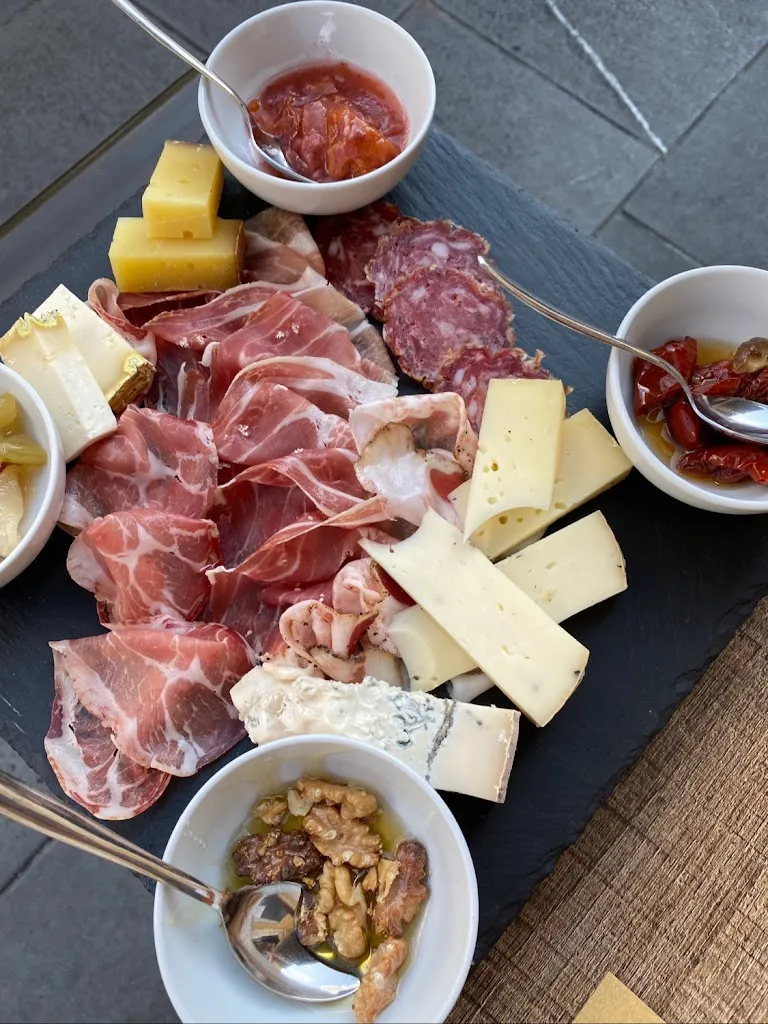 ENNE MONTICHIARI PASTIFICIO BISTROT_Montichiari_slider_image_3