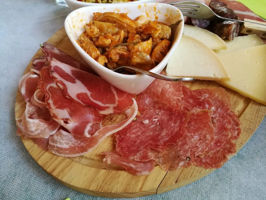 Ristoro Da Peppino_Capestrano_slider_image_1