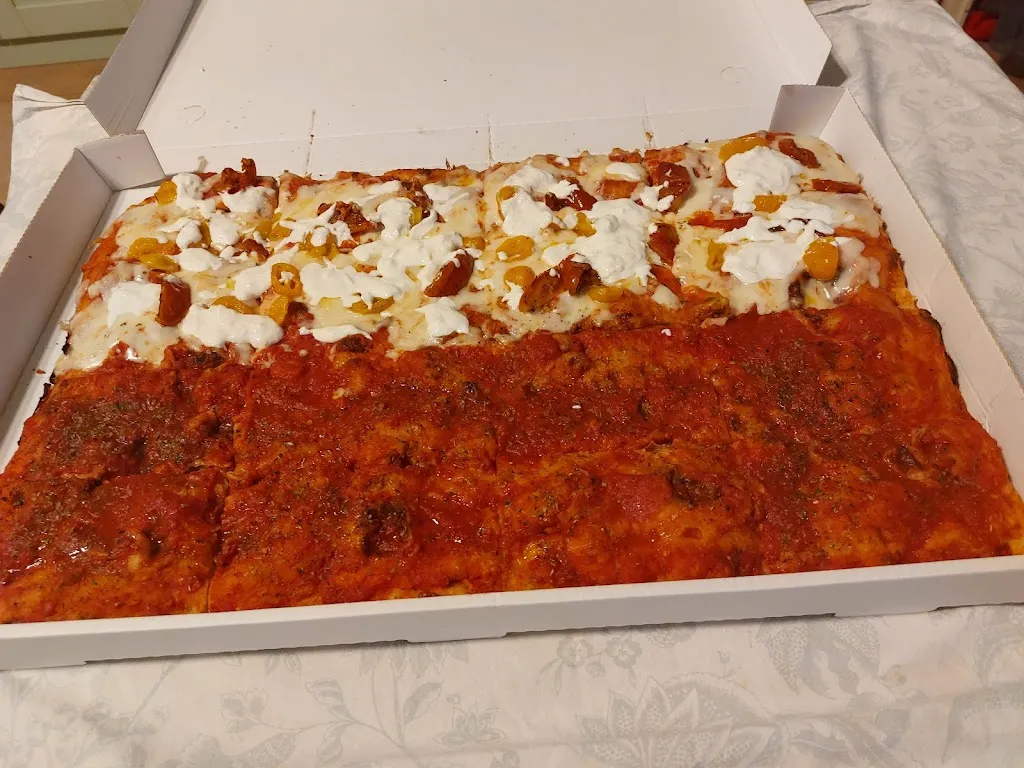 Pizzeria Cikka'S_Montichiari_slider_image_3