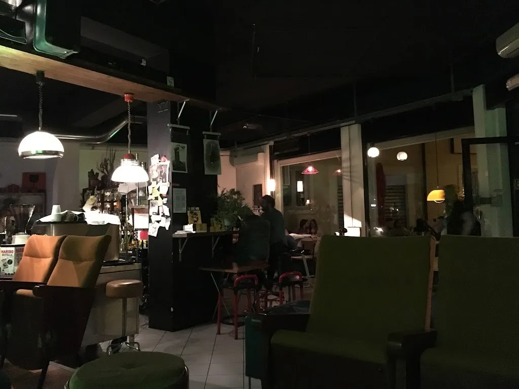 Lorenzo Stringa_La Bottega Delle Ombre_Montichiari_review