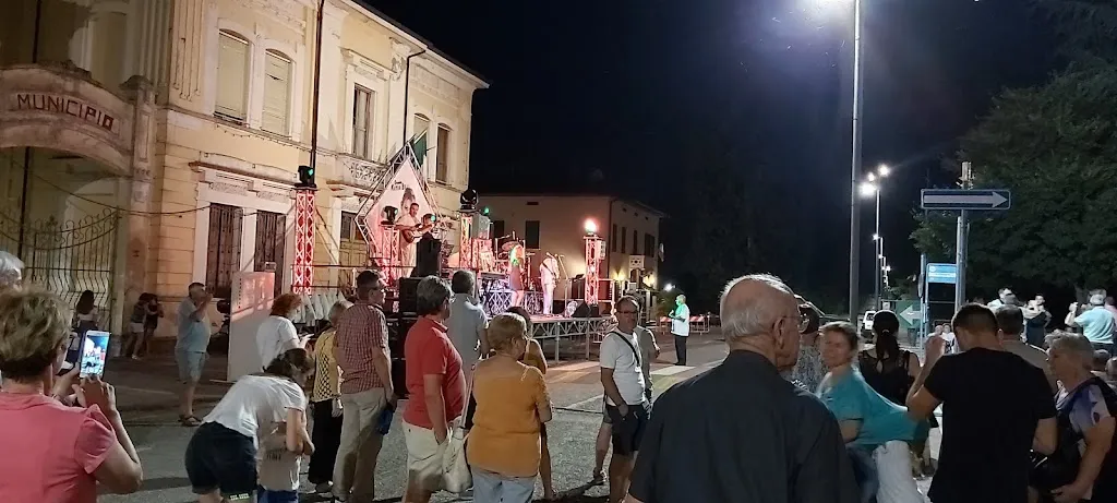 Fiera di S. Carlo restaurant in Motteggiana