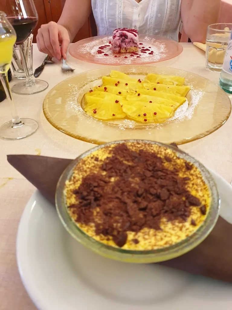 oliver van der werf_OSTERIA NUMERO 2_Mottella_review