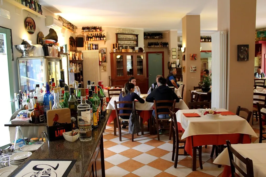 OSTERIA NUMERO 2_Mottella_slider_image_1