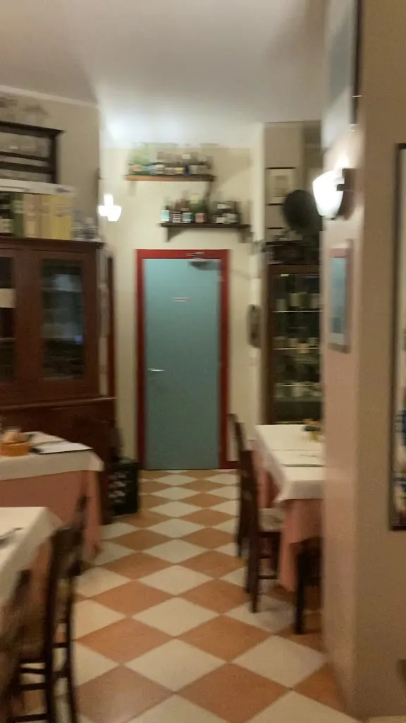 OSTERIA NUMERO 2_Mottella_slider_image_2