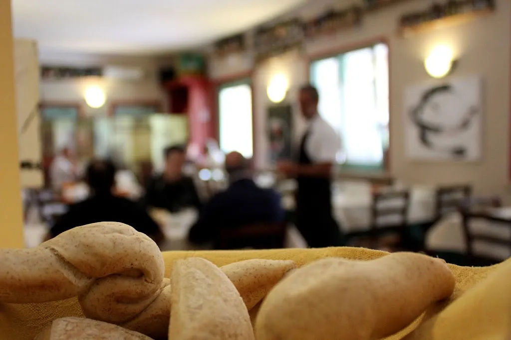 OSTERIA NUMERO 2_Mottella_slider_image_3