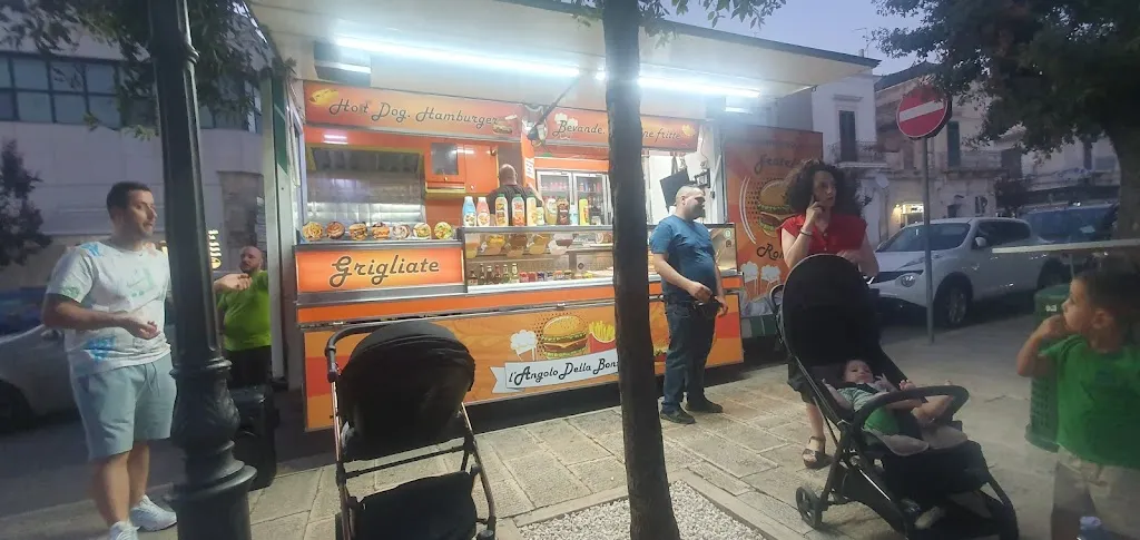 ALESSIO Thebluecolouredwolf_Fast Food dei Fratelli Romita_Bitritto_recensione