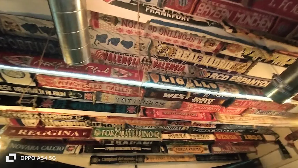 Bar Celestin restaurant in Motta Visconti