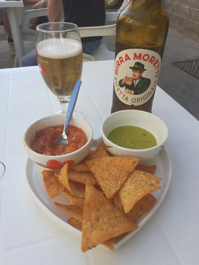 Dance Cafè S.A.S. di Beltrame Silvia Giorgia & C. restaurant in Motta Visconti