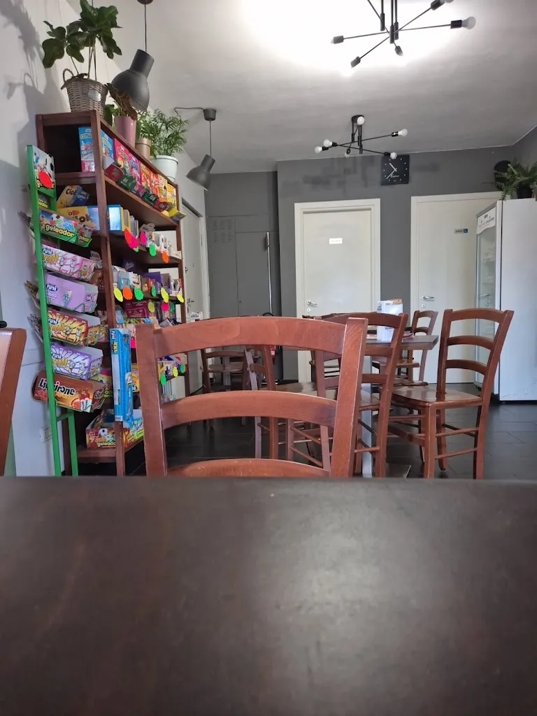 Laura Addamo_Candinsky Cafè_Motta Visconti_review