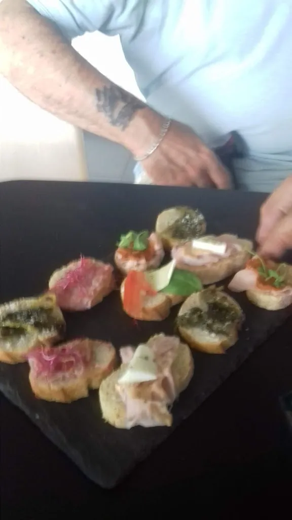 Menu_White Bar_Motta Visconti_image_6